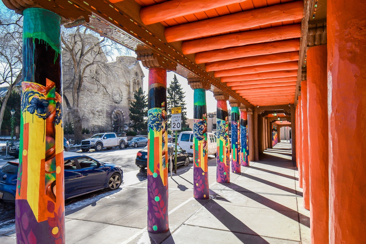 What to Expect: A Limousine Tour of Santa Fe
